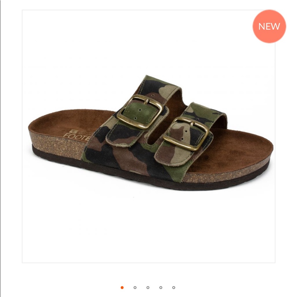 White Mountain camo sandals